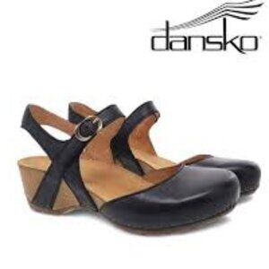 Dansko TIFFANI Black Milled Burnished Mary Janes *like NEW*